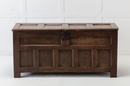 17th century oak coffer - CATEGORY: ANTIQUE CHESTS - DATED 17TH CENTURY