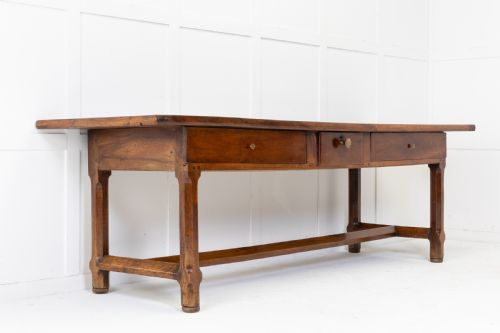 19TH CENTURY FRENCH WALNUT SERVING TABLE - ADDITIONAL PHOTO 2