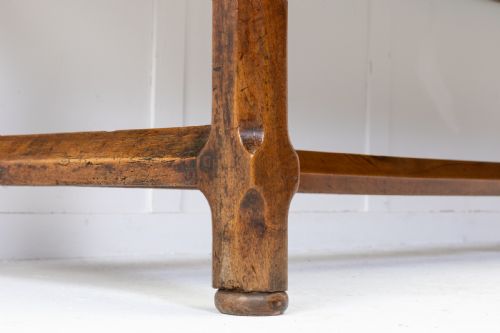 19TH CENTURY FRENCH WALNUT SERVING TABLE - ADDITIONAL PHOTO 3