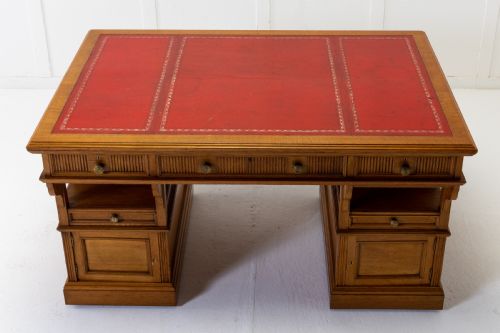 19TH CENTURY ENGLISH OAK PARTNERS DESK GEORGE BARTHOLOMEW CO - ADDITIONAL PHOTO 2