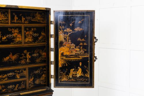 LATE 17TH CENTURY CHINOISERIE CABINET ON STAND - ADDITIONAL PHOTO 2