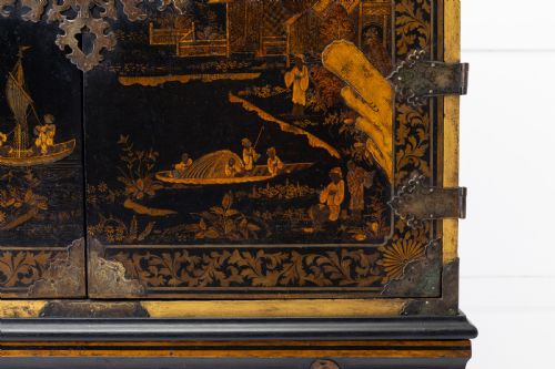 LATE 17TH CENTURY CHINOISERIE CABINET ON STAND - ADDITIONAL PHOTO 13