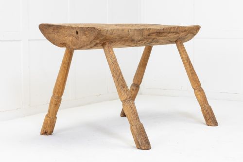 EARLY 19TH CENTURY FRENCH PINE TABLE - ADDITIONAL PHOTO 1