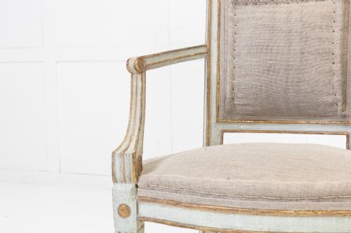 PAIR OF 18TH CENTURY ITALIAN ORIGINAL PAINT AND GILT CHAIRS - ADDITIONAL PHOTO 3