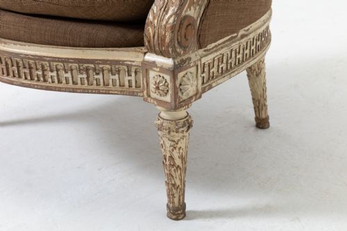 19TH CENTURY FRENCH CARVED WOOD CHAIR - ADDITIONAL PHOTO 4