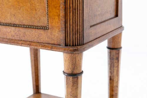 19TH CENTURY BURR WOOD BEDSIDE CUPBOARD - ADDITIONAL PHOTO 5