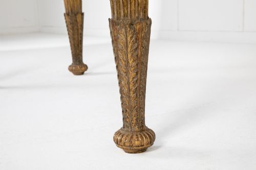 18TH CENTURY ITALIAN GILDED CONSOLE TABLE WITH MARBLE TOP - ADDITIONAL PHOTO 3