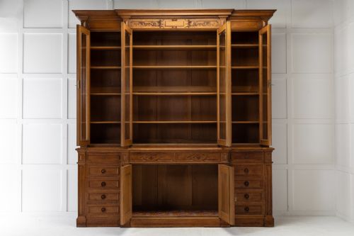 19TH CENTURY FRENCH OAK BREAKFRONT BOOKCASECABINET - ADDITIONAL PHOTO 1