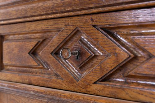 19TH CENTURY FRENCH OAK BREAKFRONT BOOKCASECABINET - ADDITIONAL PHOTO 4