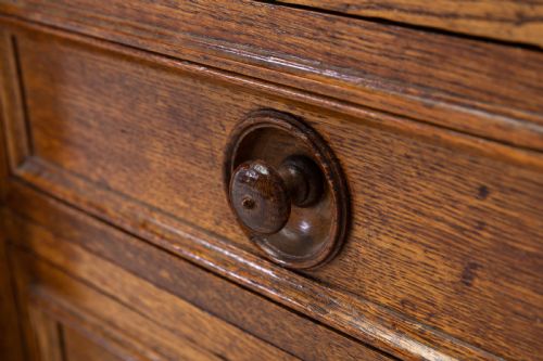 19TH CENTURY FRENCH OAK BREAKFRONT BOOKCASECABINET - ADDITIONAL PHOTO 5