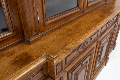 19TH CENTURY FRENCH OAK BREAKFRONT BOOKCASECABINET - ADDITIONAL PHOTO 6