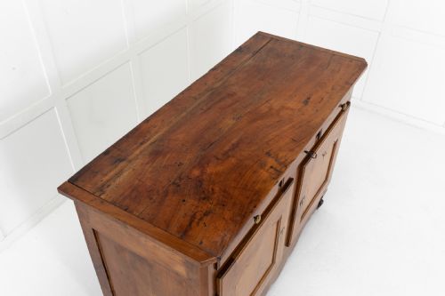 18TH CENTURY FRENCH CHERRYWOOD CABINET - ADDITIONAL PHOTO 3