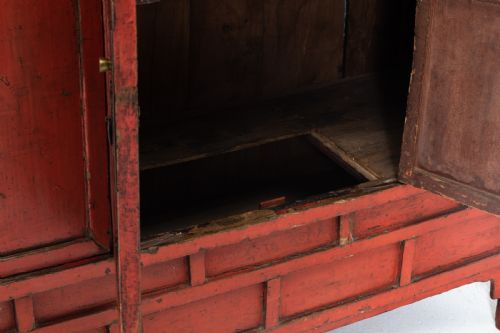 19TH CENTURY CHINESE RED LACQUER CABINET - ADDITIONAL PHOTO 6