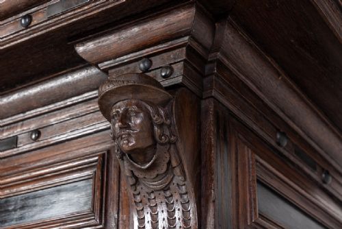 17TH CENTURY DUTCH OAK AND EBONY CABINET - ADDITIONAL PHOTO 5