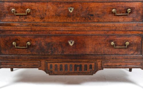 18TH CENTURY FRENCH WALNUT COMMODE WITH MARBLE TOP - ADDITIONAL PHOTO 2