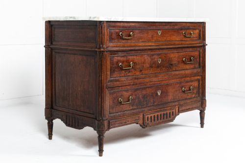 18TH CENTURY FRENCH WALNUT COMMODE WITH MARBLE TOP - ADDITIONAL PHOTO 5