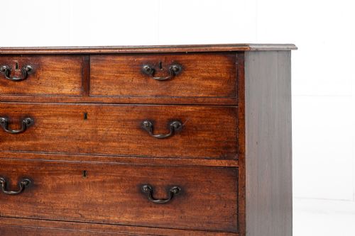 18TH CENTURY ENGLISH MAHOGANY CHEST OF DRAWERS - ADDITIONAL PHOTO 1