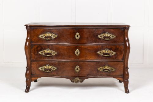 18th century french mazarine walnut commode - CATEGORY: ANTIQUE CHEST OF DRAWERS - DATED 18TH CENTURY