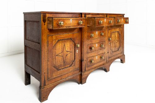EARLY 19TH CENTURY OAK DRESSER BASE - ADDITIONAL PHOTO 5
