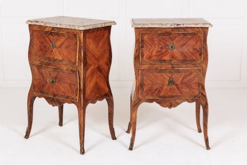 PAIR OF 19TH CENTURY ITALIAN BEDSIDE CABINETS WITH MARBLE TOPS - ADDITIONAL PHOTO 3
