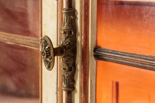FRENCH PAINTED GLAZED CABINET CIRCA 1900 - ADDITIONAL PHOTO 4