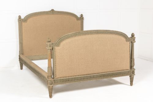 19TH CENTURY FRENCH CARVED WOOD KINGSIZE BED - ADDITIONAL PHOTO 2
