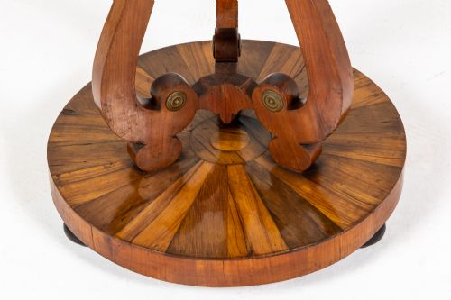 19TH CENTURY ITALIAN OLIVE AND WALNUT OCCASIONAL TABLE - ADDITIONAL PHOTO 2
