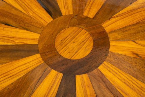 19TH CENTURY ITALIAN OLIVE AND WALNUT OCCASIONAL TABLE - ADDITIONAL PHOTO 5