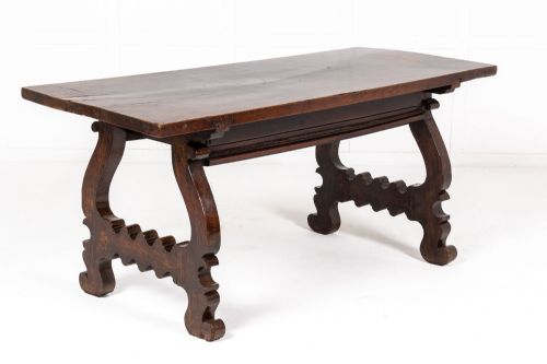 18TH CENTURY SPANISH WALNUT TABLE - ADDITIONAL PHOTO 5