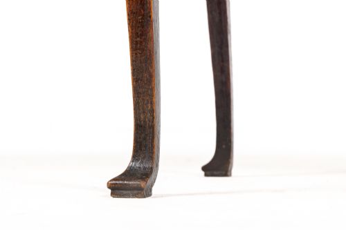 18TH CENTURY OAK LOWBOY - ADDITIONAL PHOTO 3