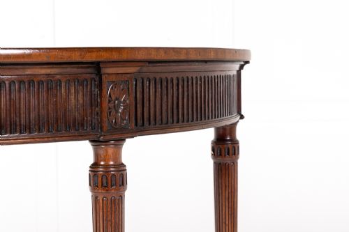 18TH CENTURY GEORGE III MAHOGANY SIDEPIER TABLE IN THE MANNER OF THOMAS CHIPPENDALE OR MAYHEW AND INCE - ADDITIONAL PHOTO 3