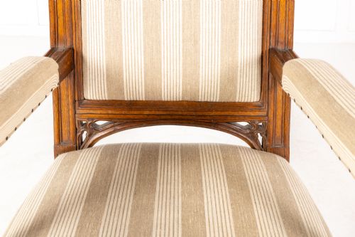 19TH CENTURY ENGLISH GOTHIC OAK ARMCHAIR - ADDITIONAL PHOTO 5