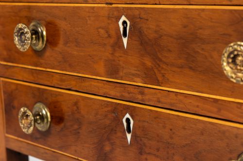 19TH CENTURY ENGLISH YEW SIDE TABLE - ADDITIONAL PHOTO 5