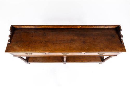 18TH CENTURY ENGLISH OAK DRESSER BASE - ADDITIONAL PHOTO 4