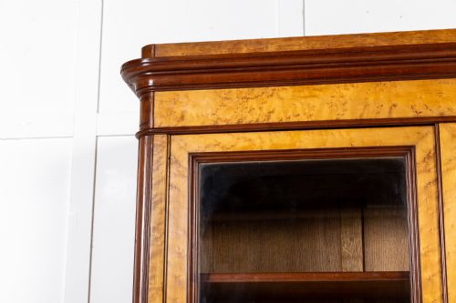 PAIR OF 19TH CENTURY FRENCH BURR MAPLE BOOKCASESDISPLAY CABINETS - ADDITIONAL PHOTO 2