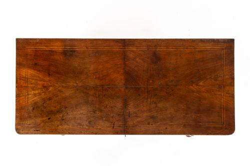 PAIR OF 19TH CENTURY ITALIAN WALNUT COMMODES - ADDITIONAL PHOTO 1