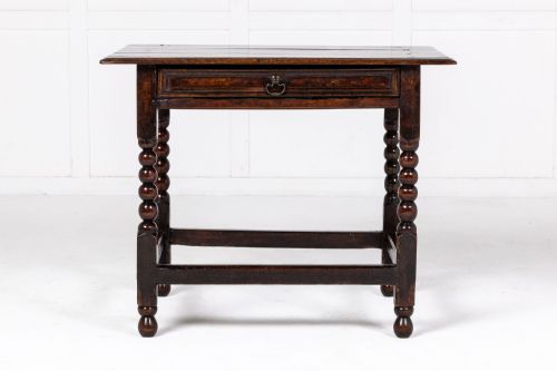 SMALL 17TH CENTURY ENGLISH OAK SIDE TABLE - ADDITIONAL PHOTO 1