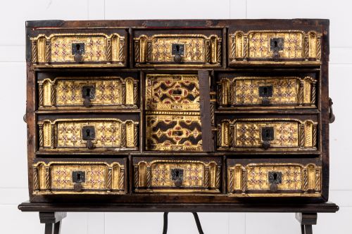17TH CENTURY SPANISH BARGUEO VARGAS CABINET - ADDITIONAL PHOTO 1