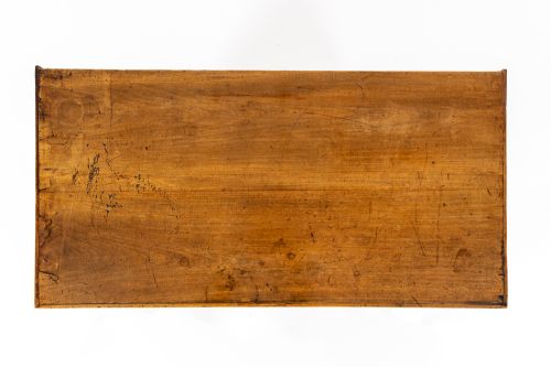 MID 18TH CENTURY ENGLISH WALNUT CHEST OF DRAWERS - ADDITIONAL PHOTO 4