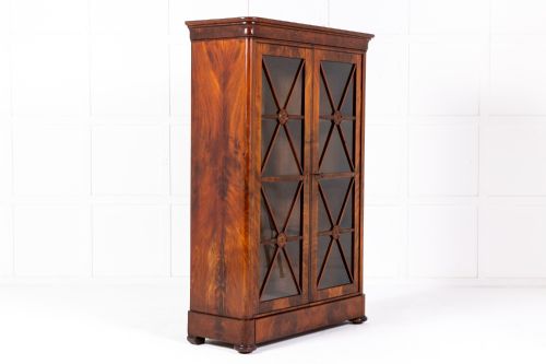 SMALL 19TH CENTURY FRENCH MAHOGANY BOOKCASE - ADDITIONAL PHOTO 4