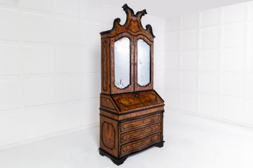 18th century italian walnut bureau cabinet - CATEGORY: ANTIQUE BUREAU - DATED 18TH CENTURY