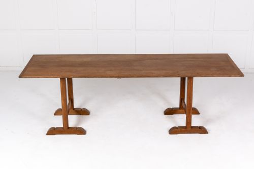19TH CENTURY FRENCH OAK TABLE - ADDITIONAL PHOTO 2