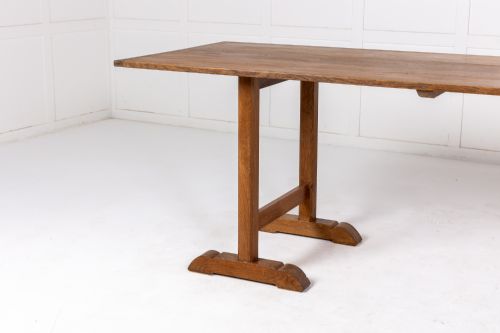 19TH CENTURY FRENCH OAK TABLE - ADDITIONAL PHOTO 4