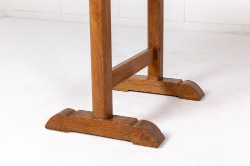 19TH CENTURY FRENCH OAK TABLE - ADDITIONAL PHOTO 5