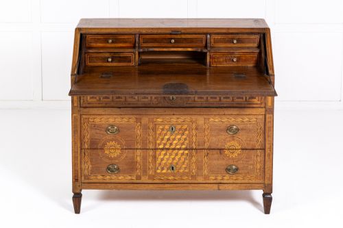 LATE 18TH CENTURY ITALIAN INLAID WALNUT BUREAU - ADDITIONAL PHOTO 2
