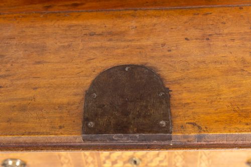 LATE 18TH CENTURY ITALIAN INLAID WALNUT BUREAU - ADDITIONAL PHOTO 3