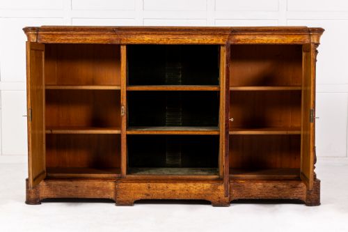 19TH CENTURY ENGLISH OAK SIDE CABINET - ADDITIONAL PHOTO 1