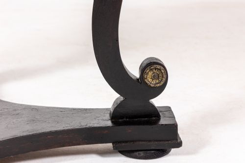 EARLY 19TH CENTURY ITALIAN EBONISED CENTRE TABLE - ADDITIONAL PHOTO 6