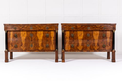 pair of late 18th century italian walnut commodes - CATEGORY: ANTIQUE CHEST OF DRAWERS - DATED 18TH CENTURY