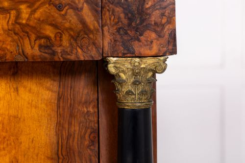PAIR OF LATE 18TH CENTURY ITALIAN WALNUT COMMODES - ADDITIONAL PHOTO 4